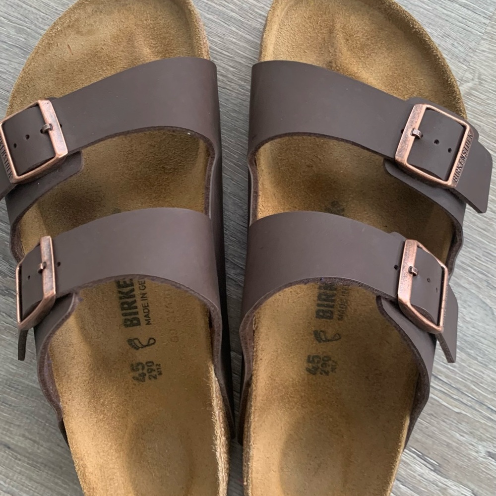 MENS Birkenstock: Arizona, SOFT FOOTBED.  Dark brown.